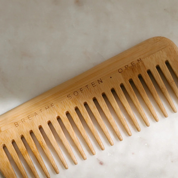 Birth comb