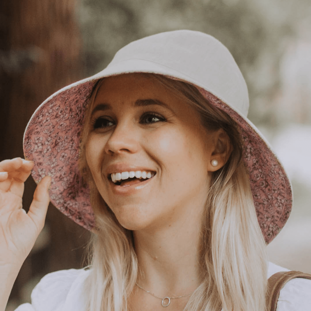 Ladies linen top sun hat