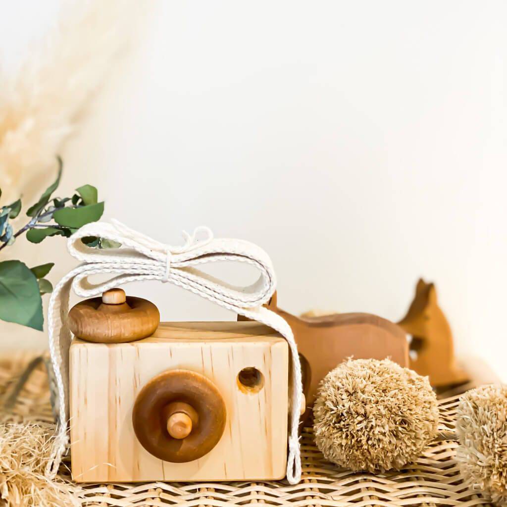 Wooden toy camera - [product_vendor}
