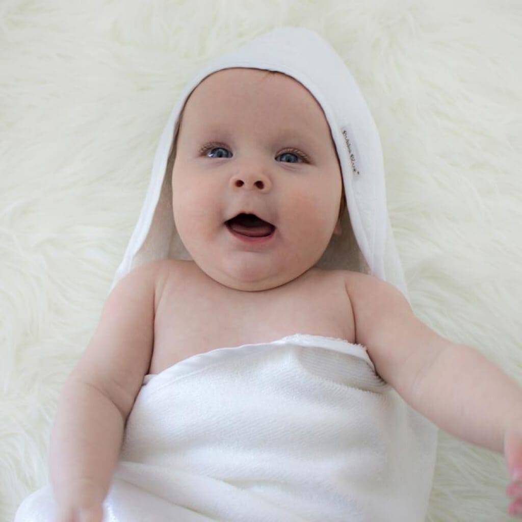 Bamboo hooded towel - [product_vendor}