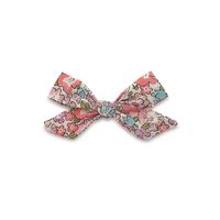 Petite bow clip