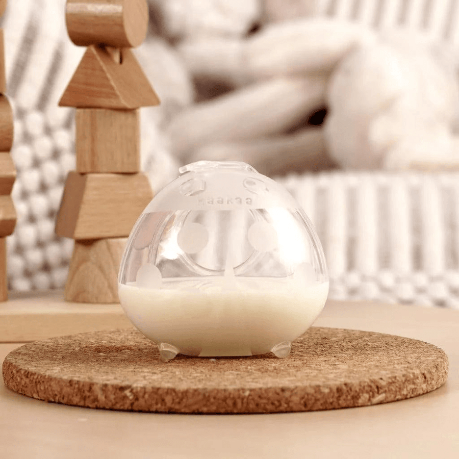 Ladybug silicone breast milk collector | Haakaa