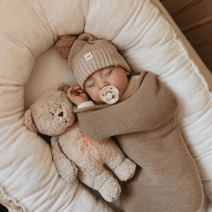 Moonie 2.0 Organic Humming Bear Light and Sleep Aid | Moonie