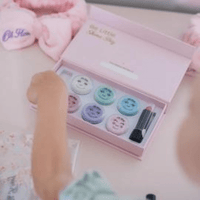 Oh Flossy deluxe makeup set