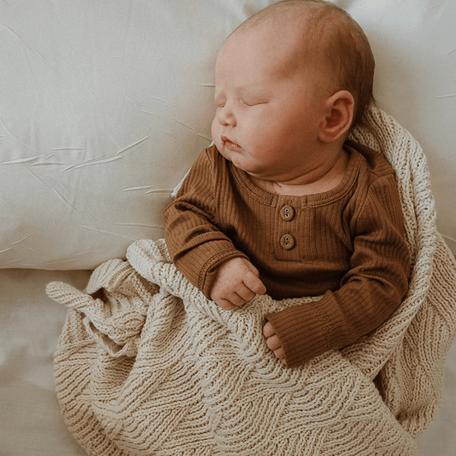 Shell stitch blanket | Oatmeal | Bundl