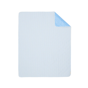 Beach and picnic blanket | Le weekend mild blue cream